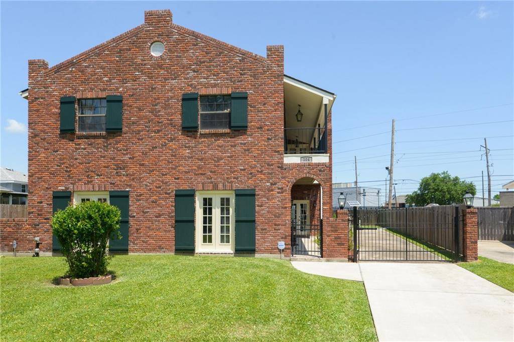 Destrehan, LA 70047,104 DUCAYET DR
