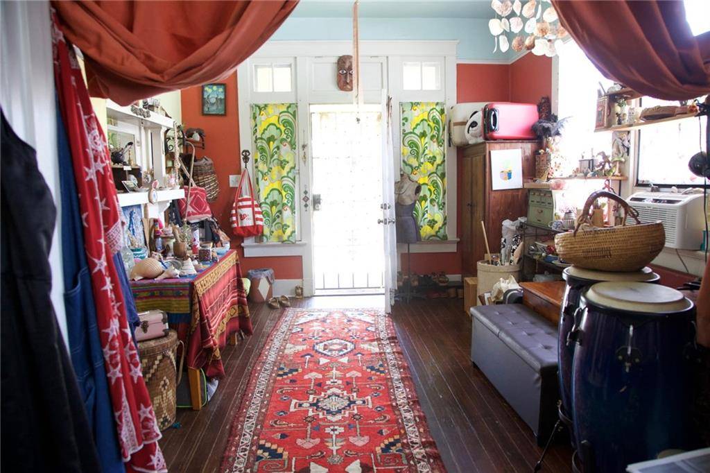 New Orleans, LA 70119,2705 07 BRUXELLES ST