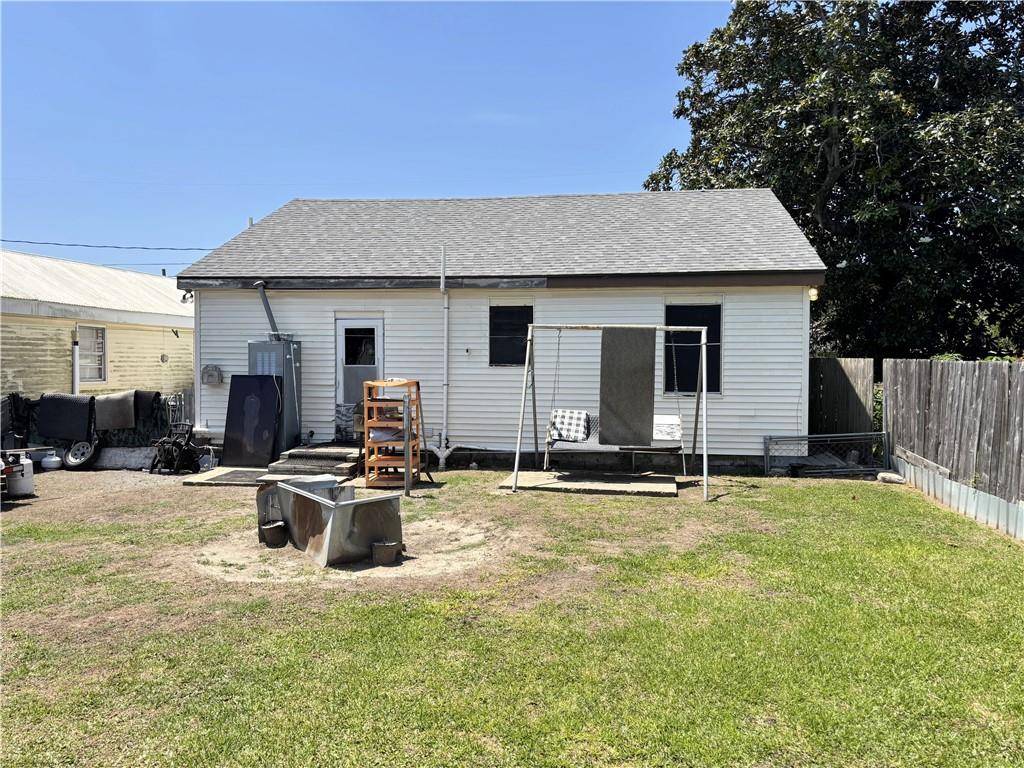 Harvey, LA 70058,713 5TH AVE