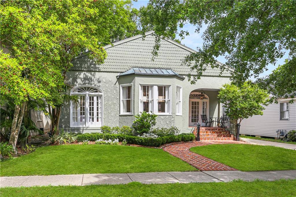 Metairie, LA 70005,225 HOLLYWOOD DR