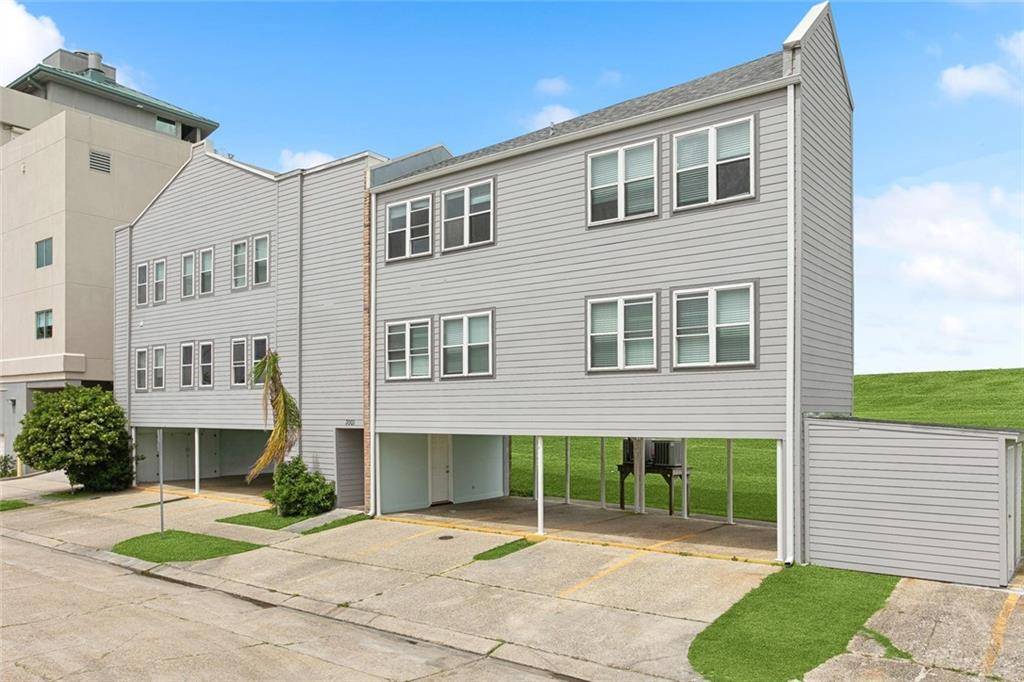 Metairie, LA 70002,3001 5TH ST