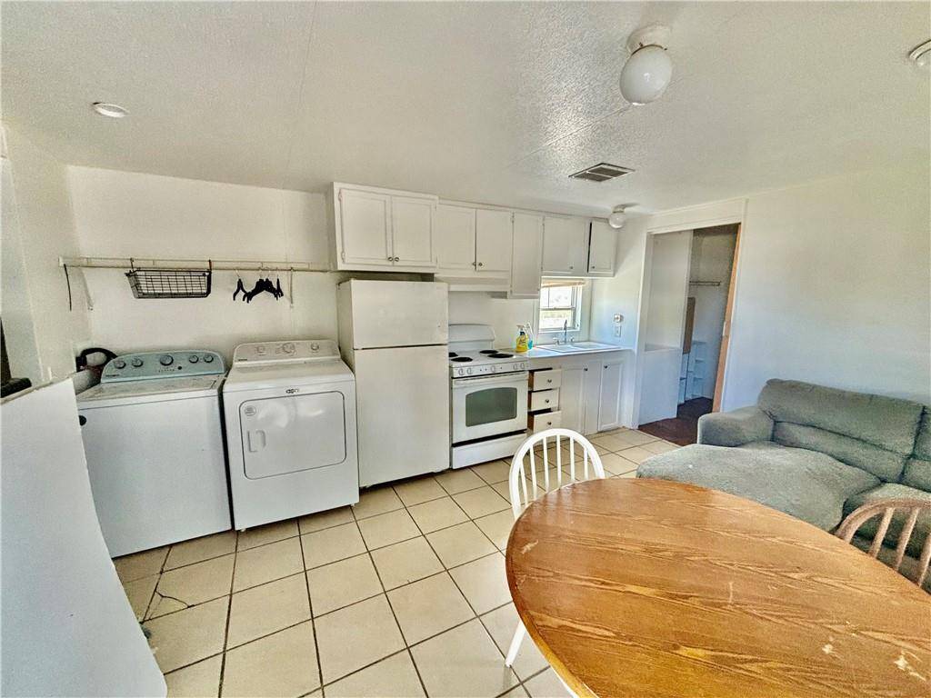 Port Sulphur, LA 70083,165 PENNY DEE DR