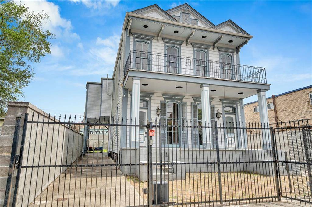 New Orleans, LA 70116,1238 N ROBERTSON ST