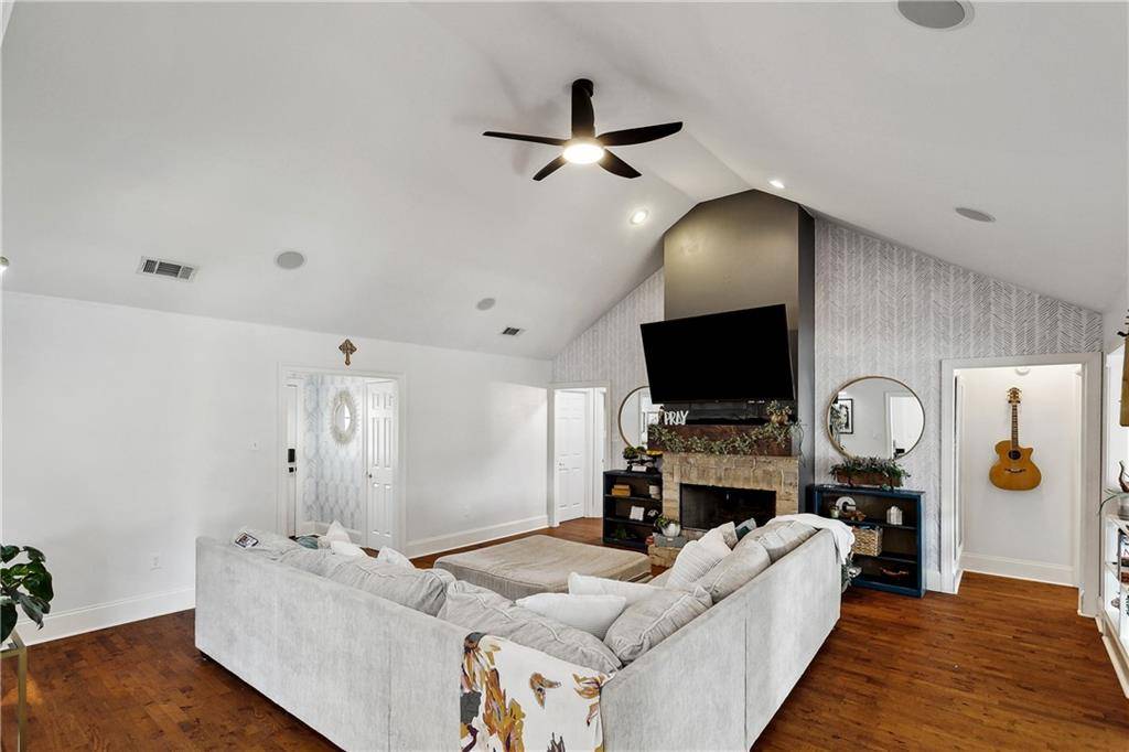 Slidell, LA 70458,113 COLUMBIA PL