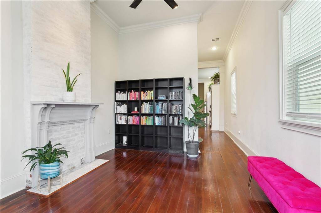 New Orleans, LA 70113,2226 FIRST ST