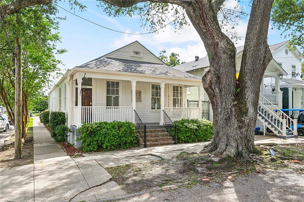 New Orleans, LA 70115,5700 ANNUNCIATION ST