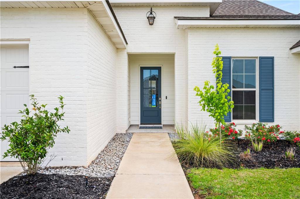 Alexandria, LA 71303,99 PECANWOOD DR