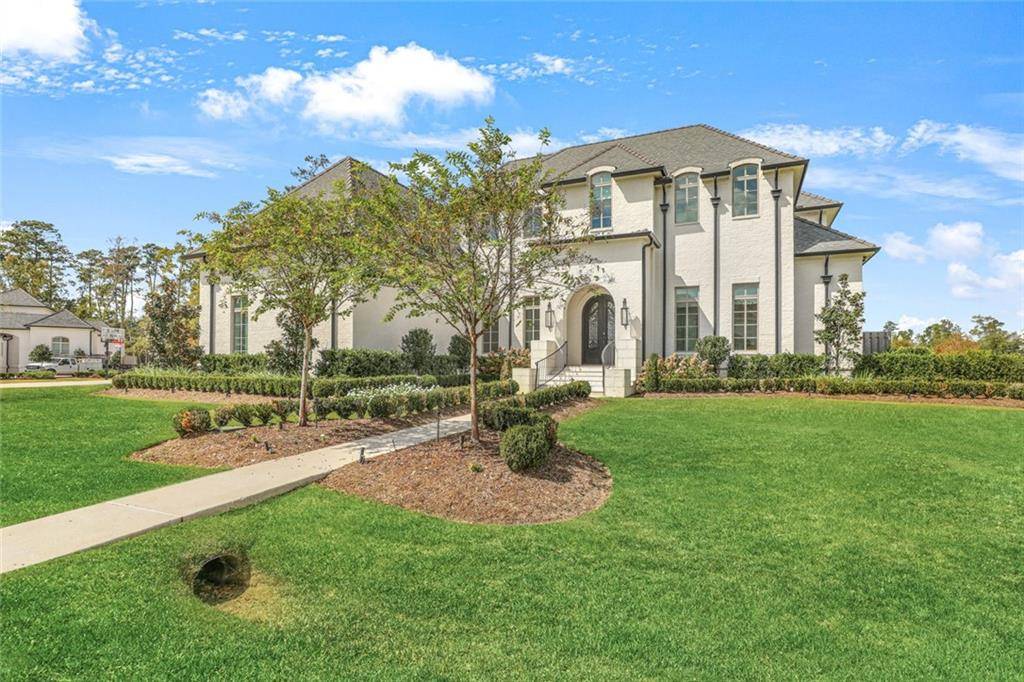 Mandeville, LA 70471,200 OLEANDER CT
