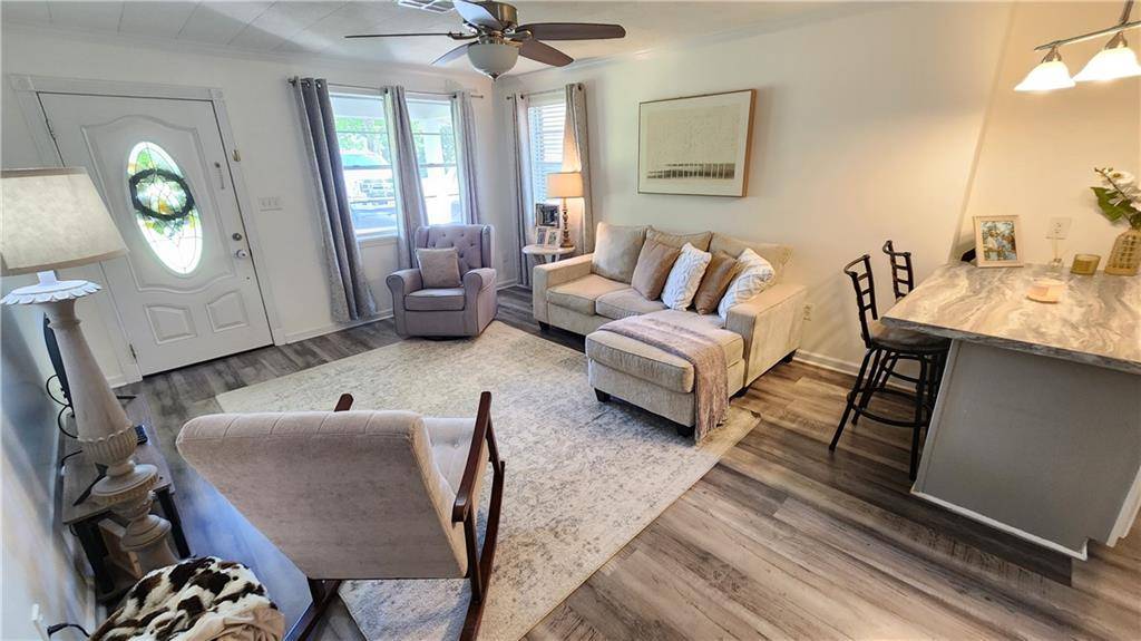Marksville, LA 71351,730 S MAIN ST