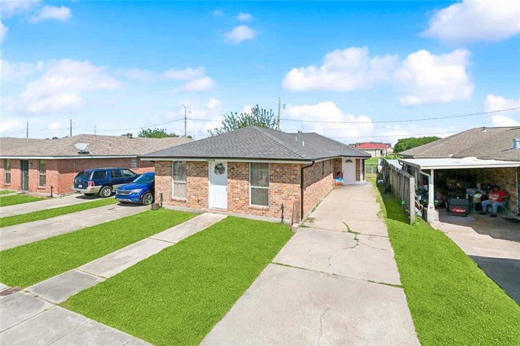 Chalmette, LA 70043,4017-19 JUPITER DR