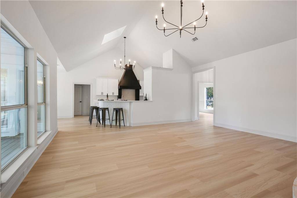 Mandeville, LA 70471,105 BLUE HERON DR