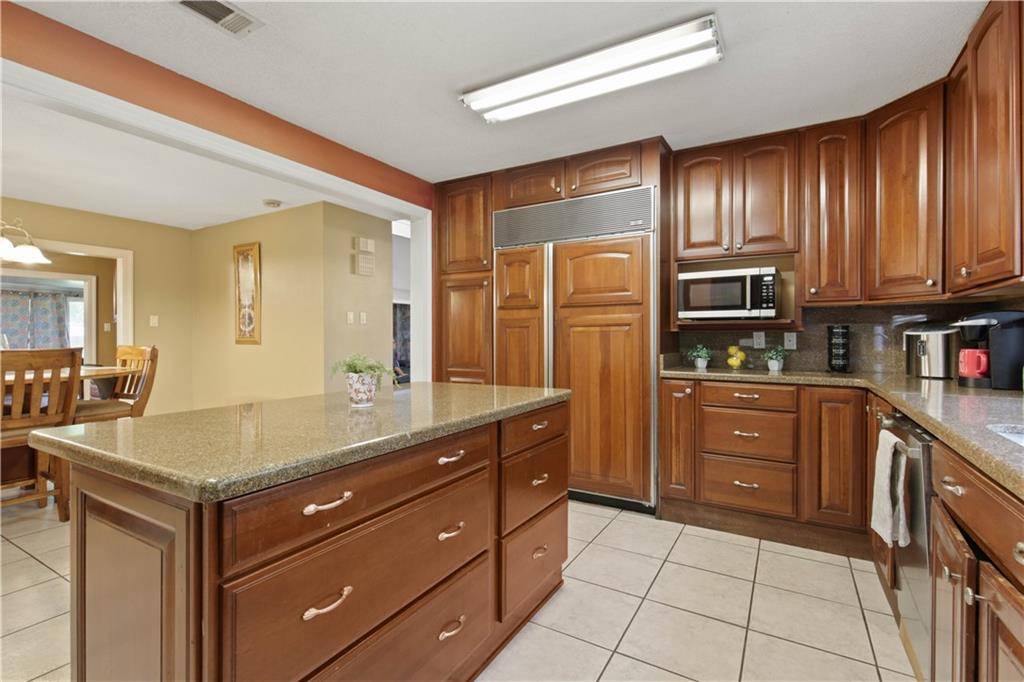 Slidell, LA 70461,603 SWALLOW CT