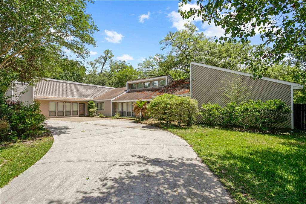 Slidell, LA 70461,603 SWALLOW CT
