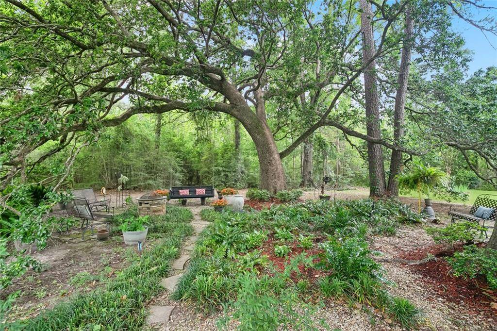 Ponchatoula, LA 70454,17343 OAK HOLLOW DR