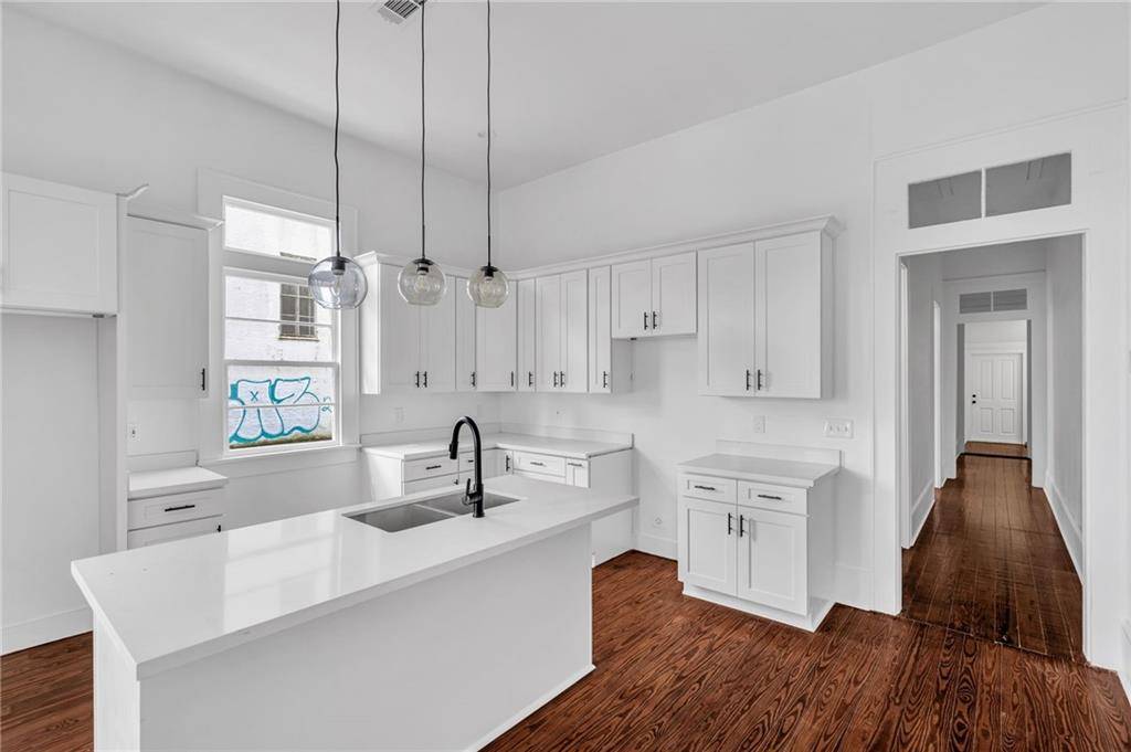 New Orleans, LA 70117,1800 02 FRANKLIN AVE