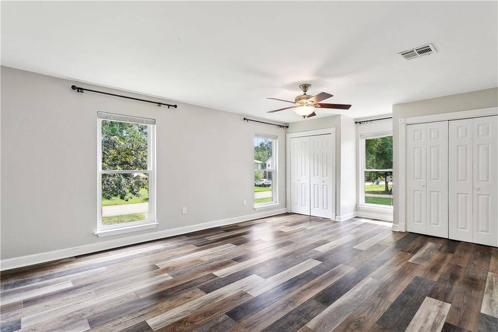 Covington, LA 70433,18030 DERBES DR