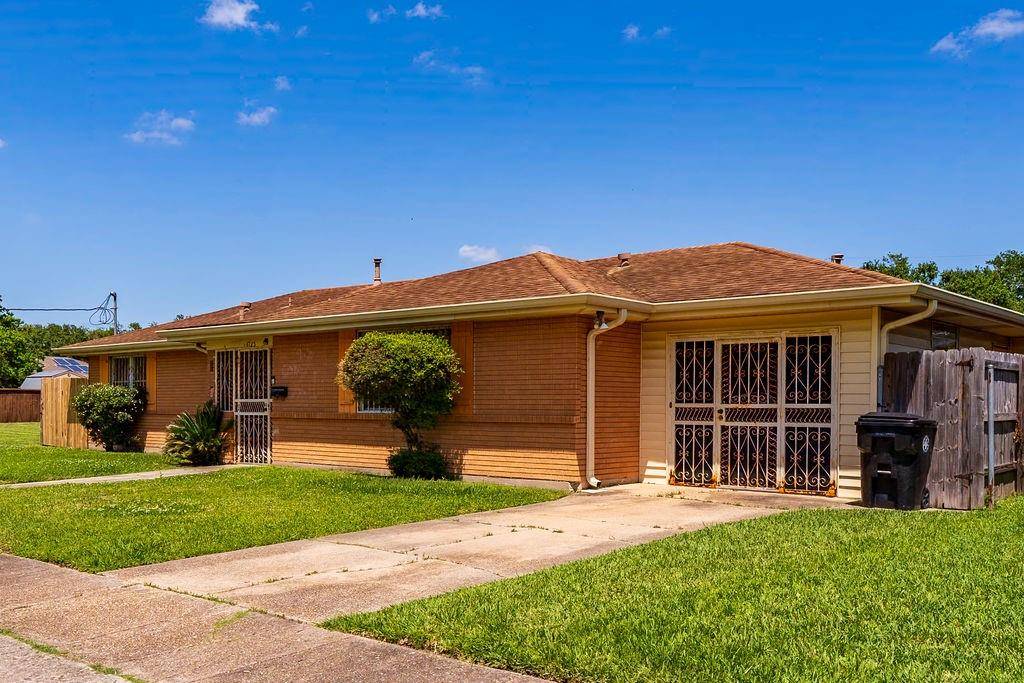 New Orleans, LA 70127,4725 CHARLENE DR