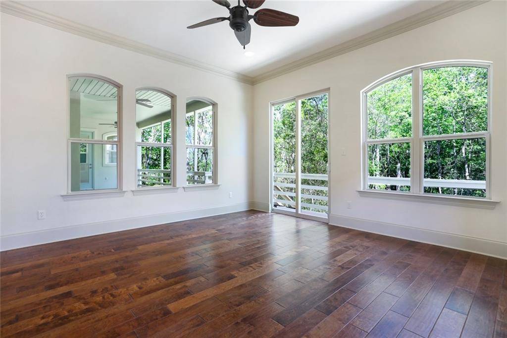 Mandeville, LA 70471,401 MARINA OAKS ST