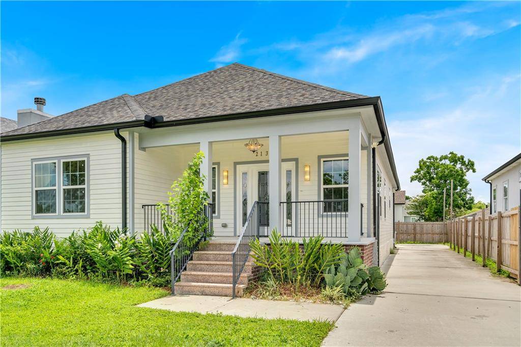 Arabi, LA 70032,213 BEAVER DR