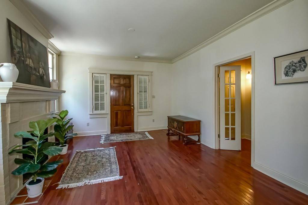 New Orleans, LA 70118,2738 STATE ST