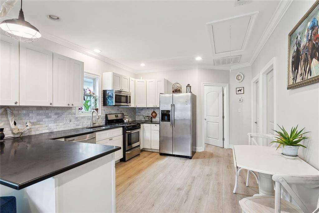 New Orleans, LA 70119,3222 ORLEANS AVE