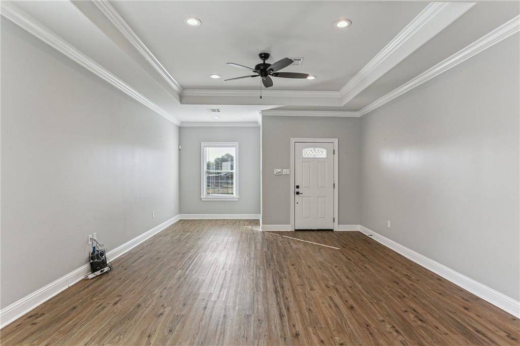 Metairie, LA 70003,220 TRUDEAU DR