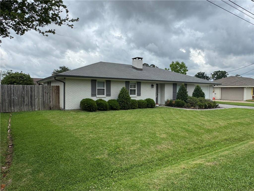 Thibodaux, LA 70301,207 LEE DR