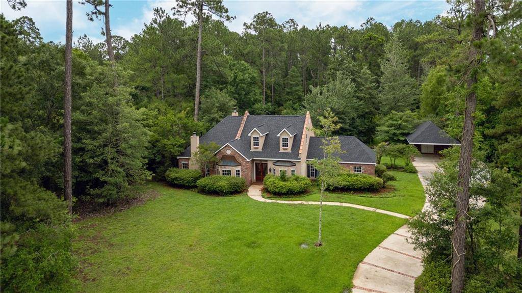 Mandeville, LA 70471,324 SALEM DR