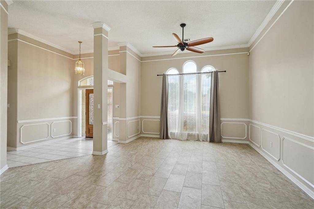 Covington, LA 70433,937 CRESTWOOD DR