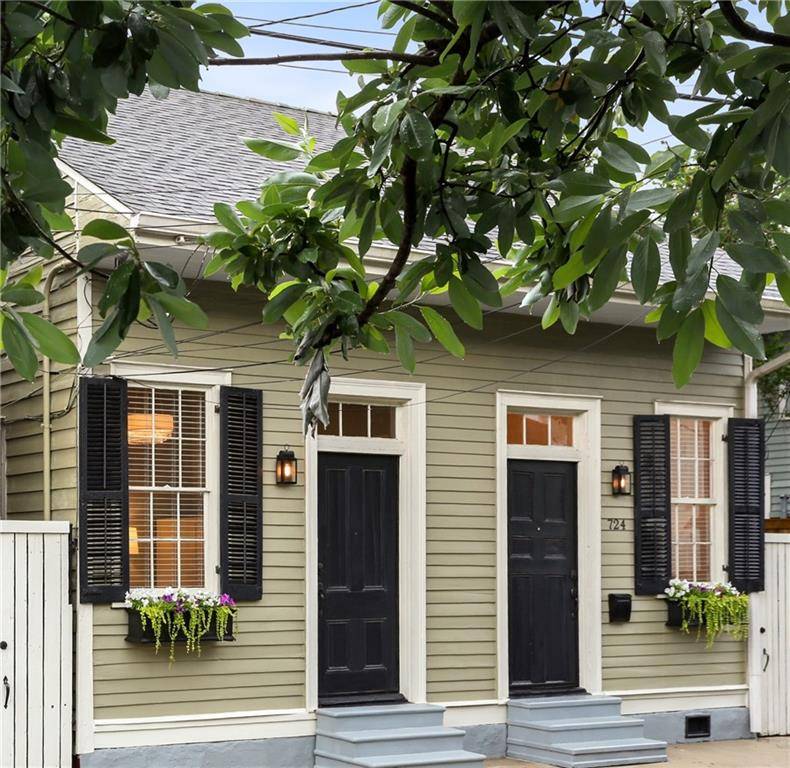 New Orleans, LA 70117,724 PORT ST