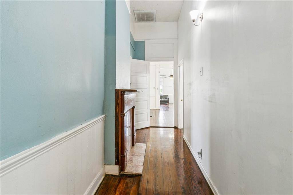 New Orleans, LA 70117,2933 ST CLAUDE AVE