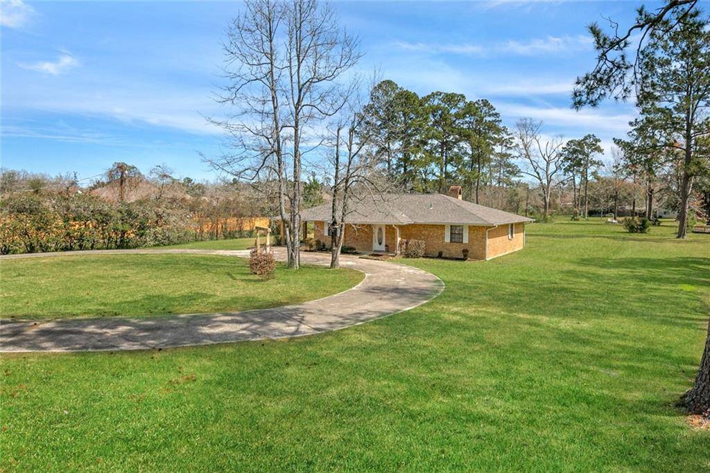 Ponchatoula, LA 70454,41376 DUNSON RD