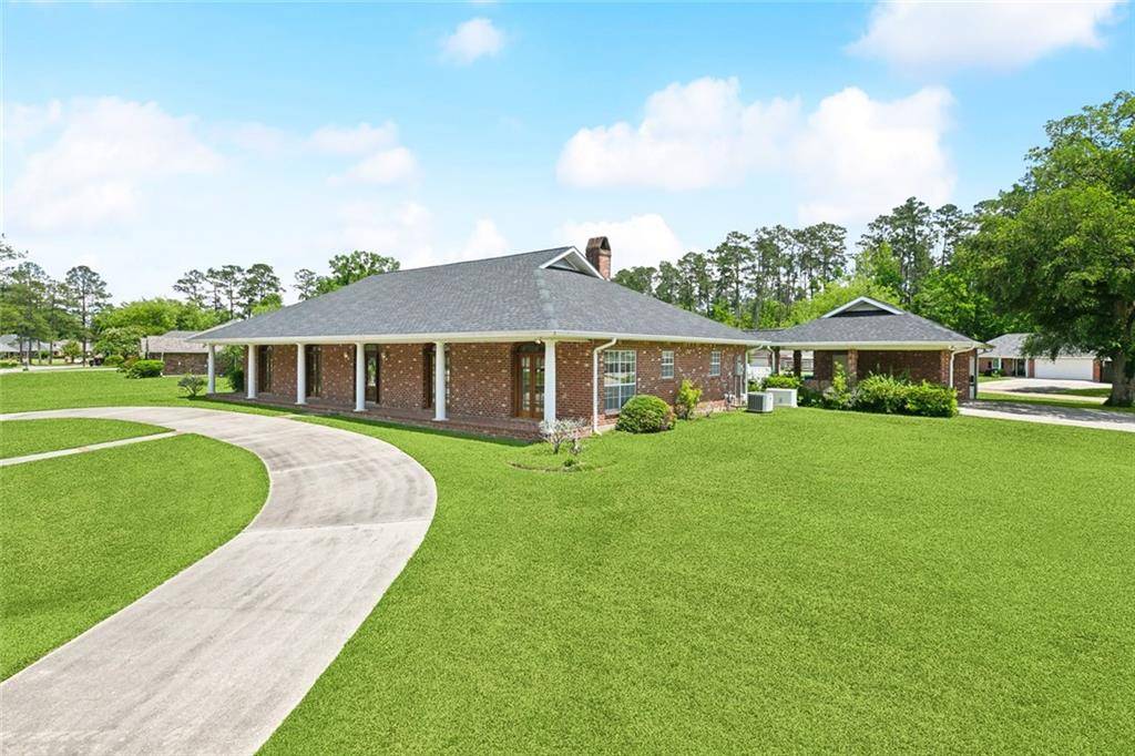 Hammond, LA 70401,221 WOODBRIDGE BLVD