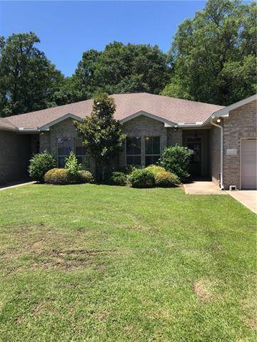 Ponchatoula, LA 70454,154 VILLAGE OAKS BLVD
