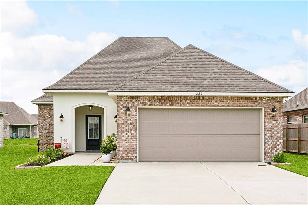 Belle Chasse, LA 70037,222 CYPRESS BND DR