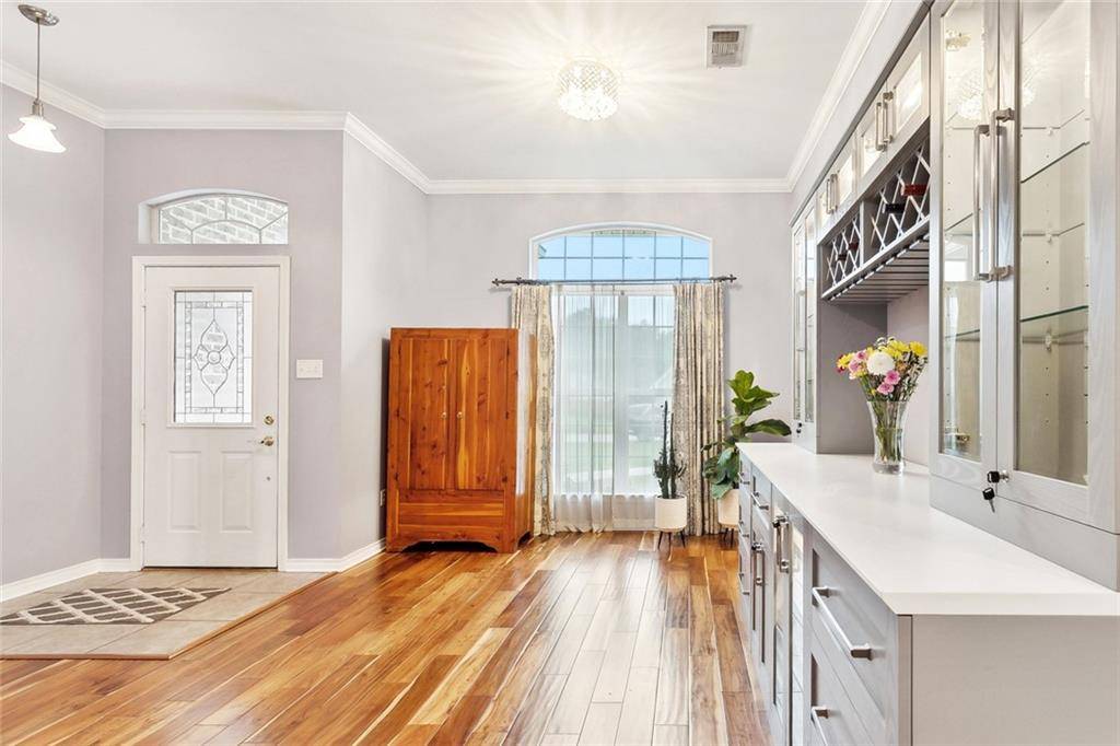 Mandeville, LA 70471,142 LAZY CREEK DR