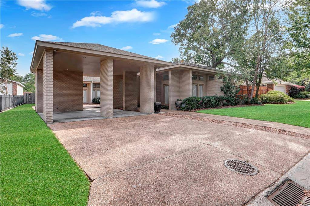 River Ridge, LA 70123,9409 BELLE CHERIE PLACE PL