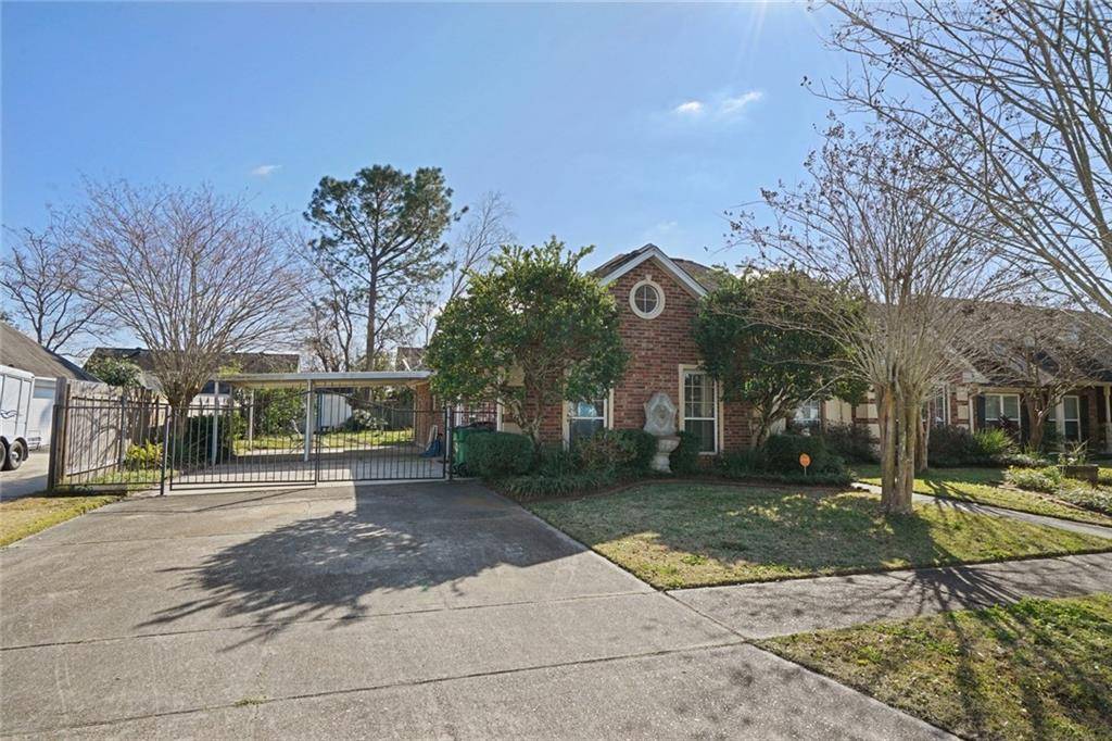 La Place, LA 70068,2240 W CANTERBURY DR