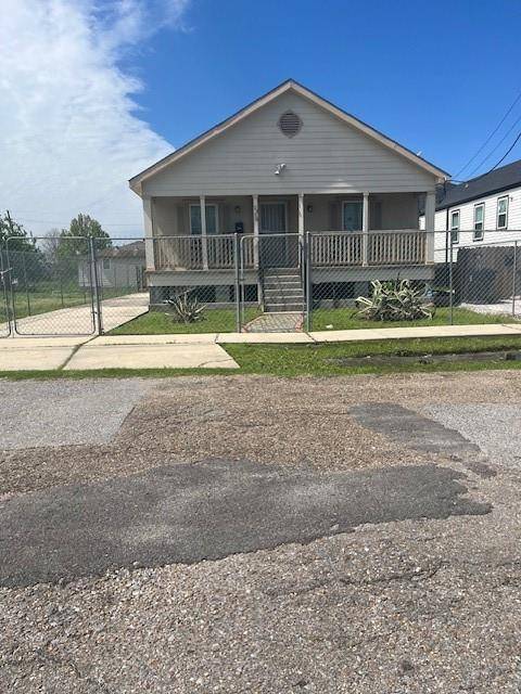 New Orleans, LA 70117,2338 GALLIER ST
