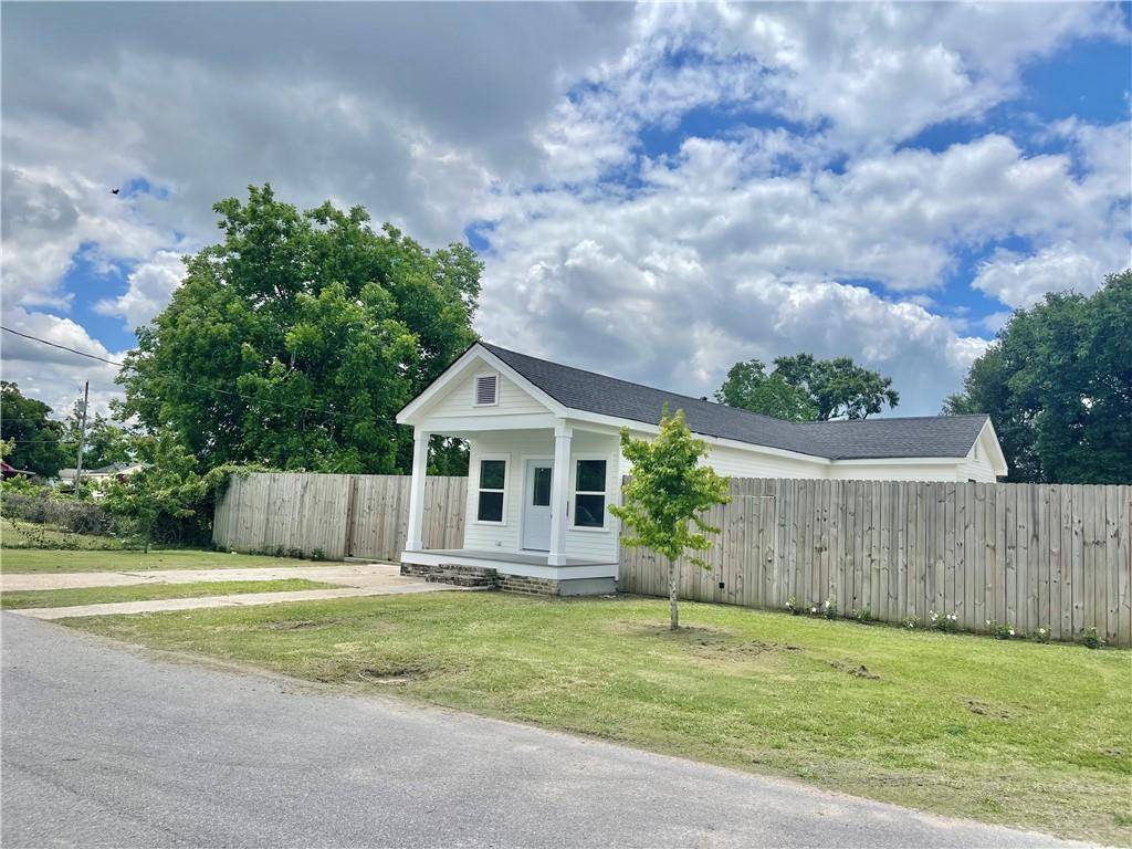 Kenner, LA 70062,9012 CORWIN ST