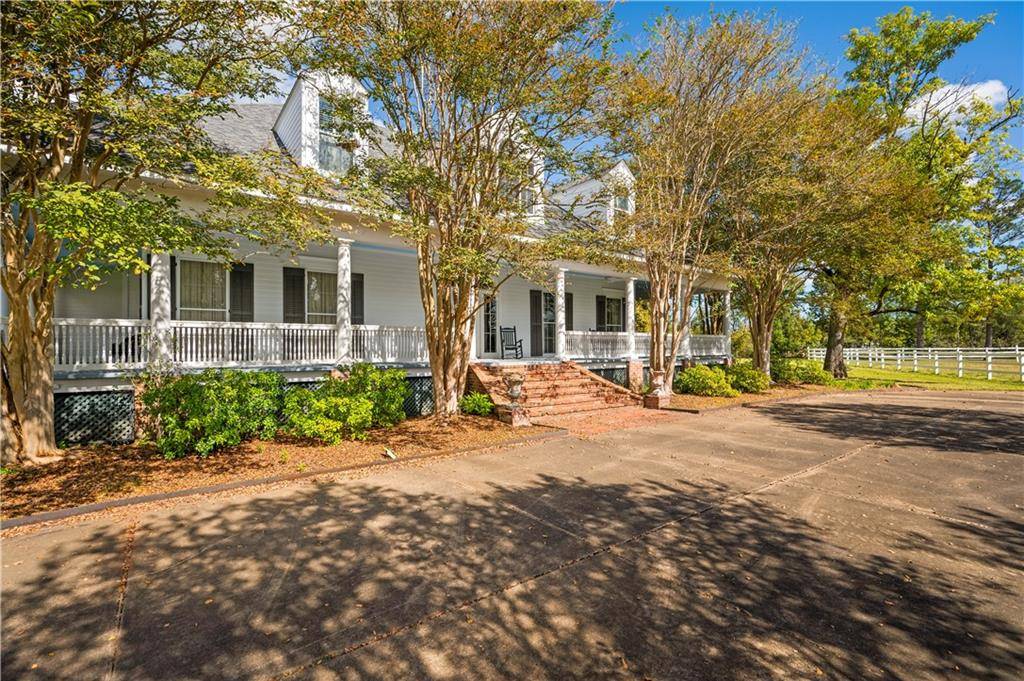 Alexandria, LA 71303,6206 TWIN BRIDGES RD