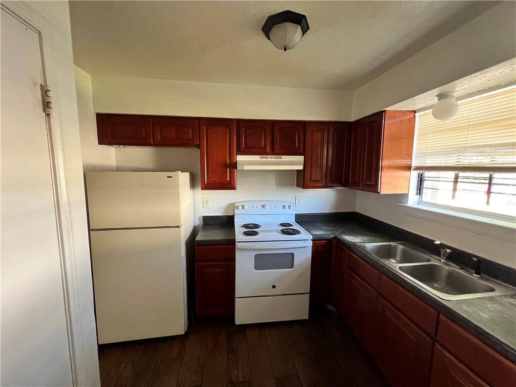 Gretna, LA 70056,944 E MONTEREY CT