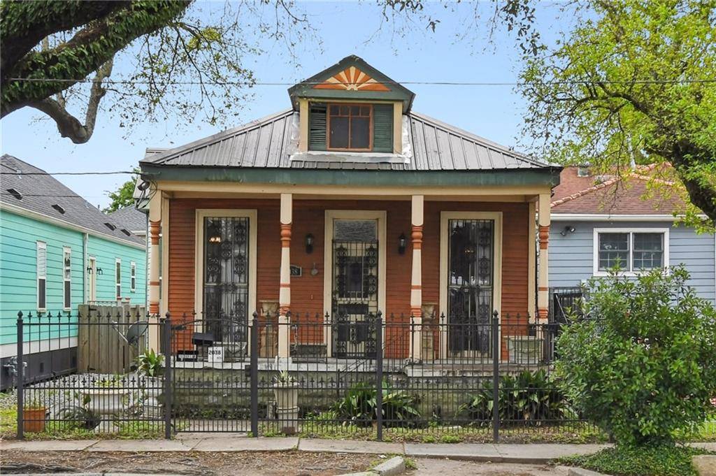 New Orleans, LA 70117,2038 ELYSIAN FIELDS AVE