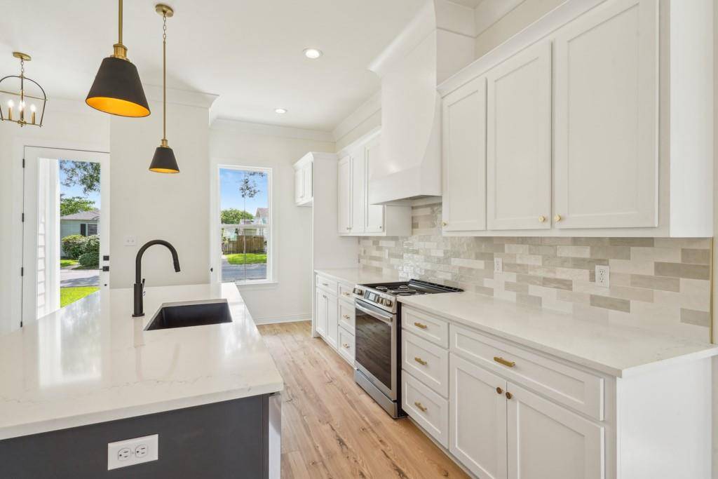 Harahan, LA 70123,342 WEST AVE