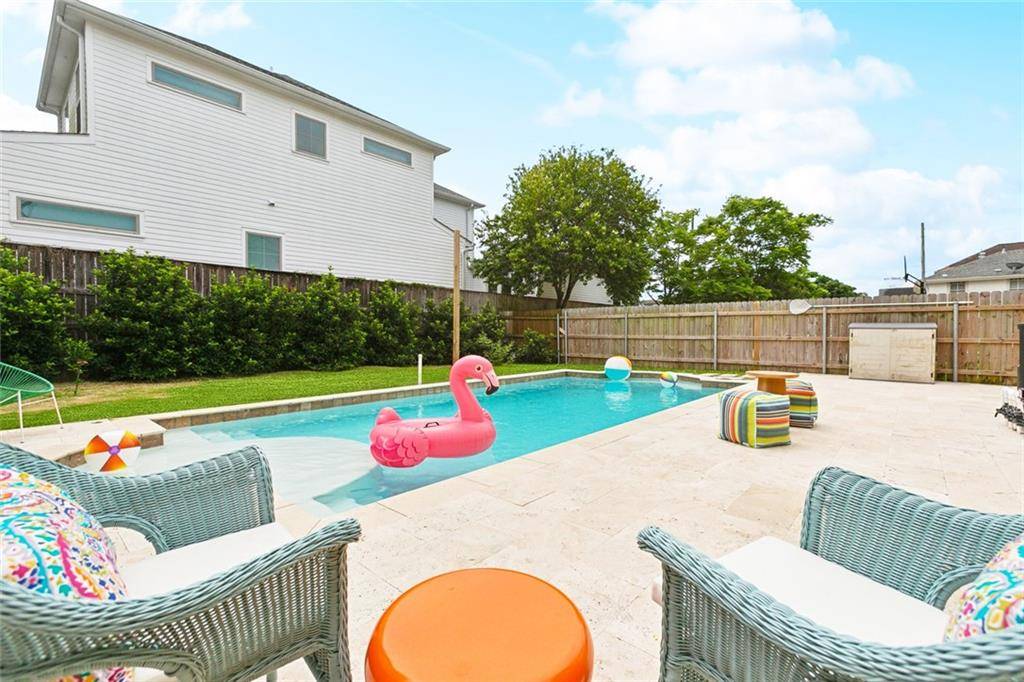 New Orleans, LA 70115,2609 GENERAL PERSHING ST