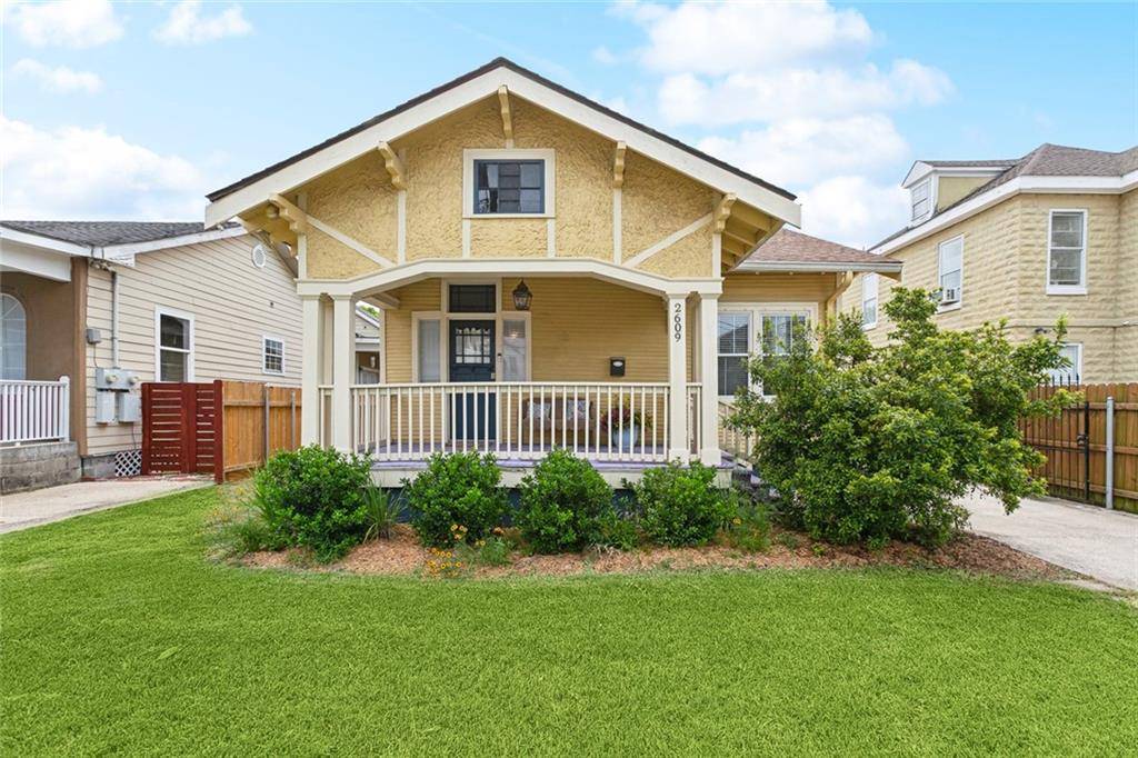 New Orleans, LA 70115,2609 GENERAL PERSHING ST