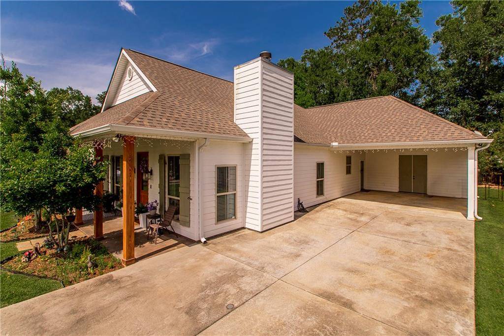 Ponchatoula, LA 70454,810 ST JOSEPH DR