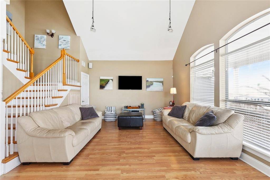 Port Sulphur, LA 70083,114 VELSCO LN