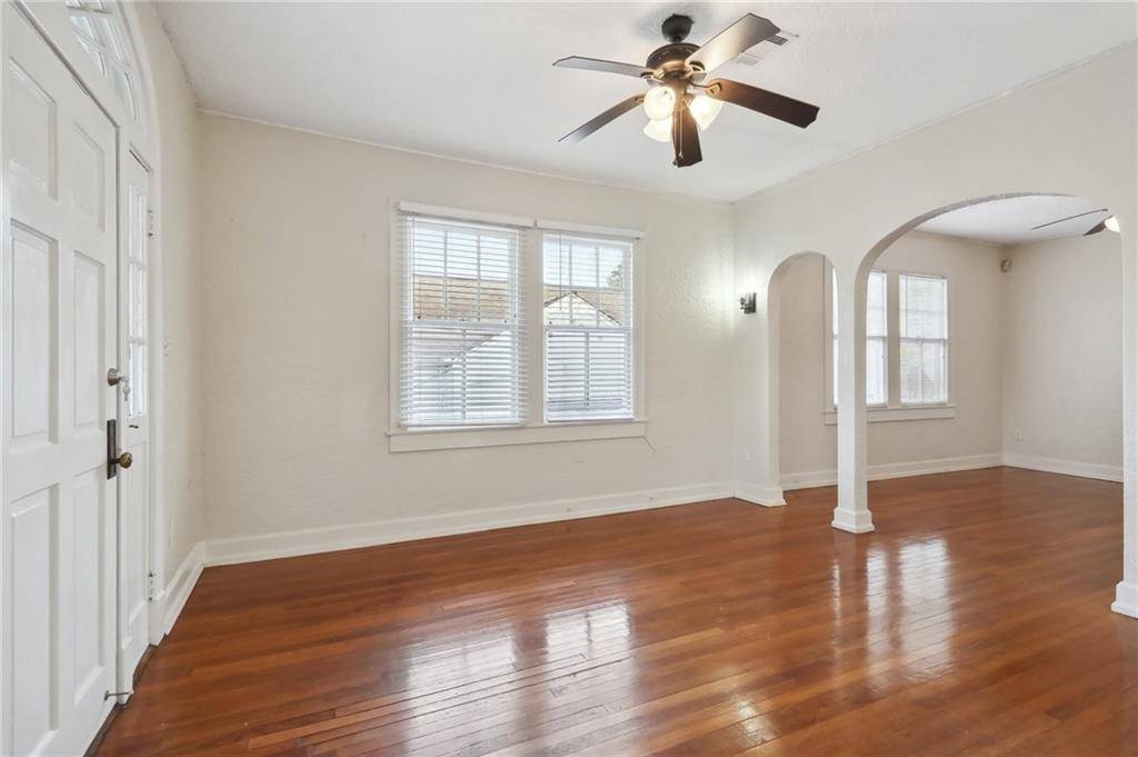 New Orleans, LA 70125,4407 FONTAINEBLEAU DR