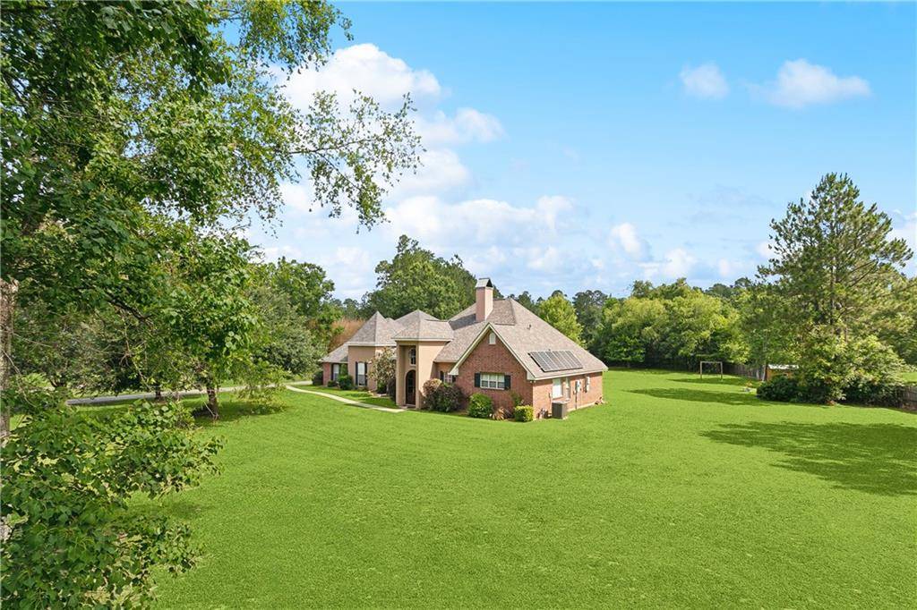 Madisonville, LA 70447,810 STILL CT